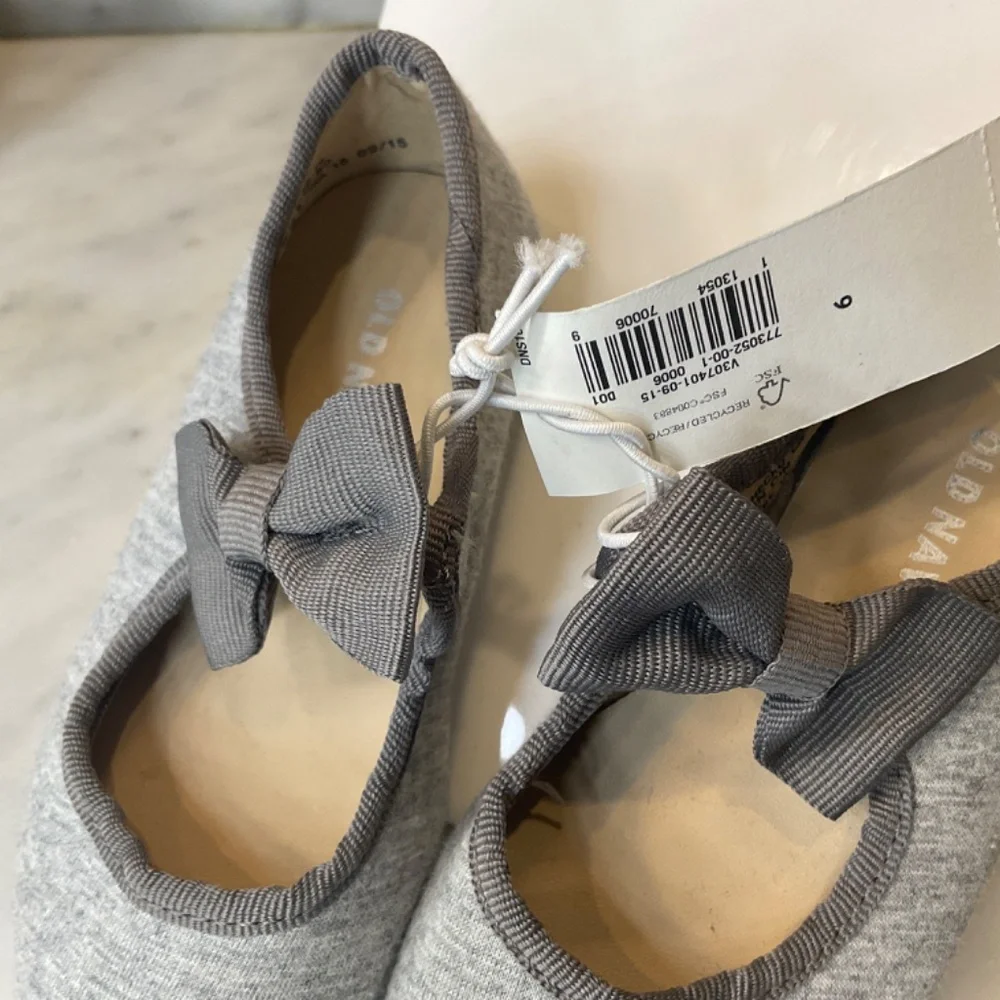 NWT Old Navy Toddler Gray Jersey Ballet Flats Grey Grosgrain Ribbon Bows Size 6